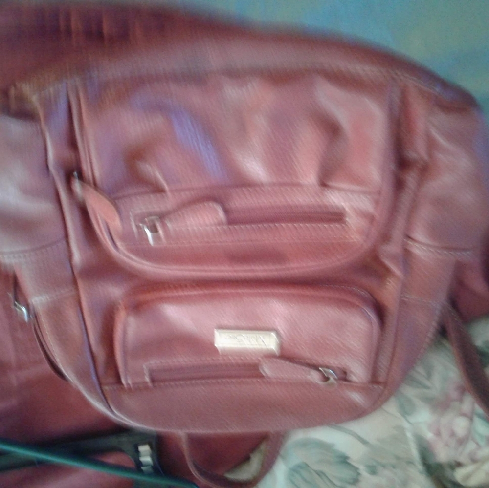 Shoulder pac multiple room